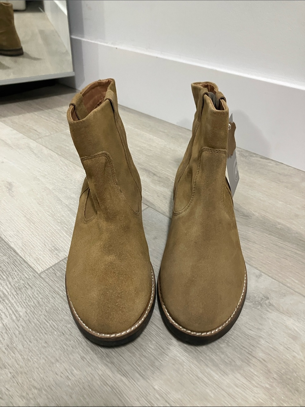Women’s 10, genuine leather ankle booties from H&M. New with tags - Picture 2 of 9